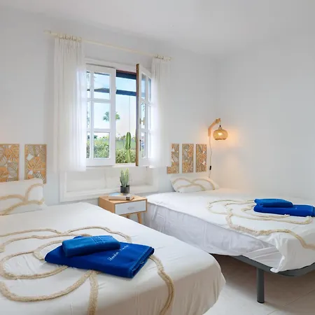 Puerto Chico C Apartamento