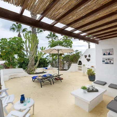 Puerto Chico C Apartment *
