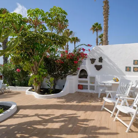 Puerto Chico C Apartment